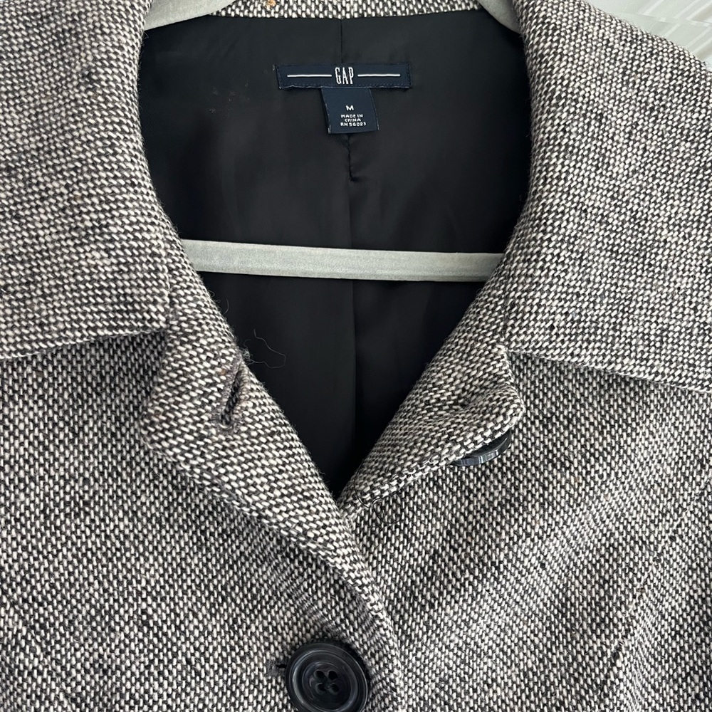 GAP Overcoat - Picture 2 of 2